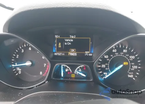 2019 Ford Escape Titanium z USA, uszkodzony, nr VIN 1FMCU9J93KUB18165